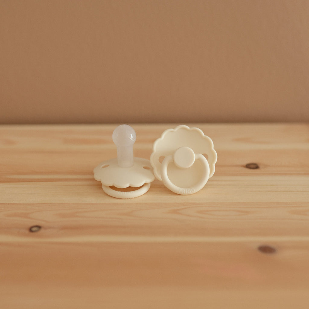 FRIGG Daisy Silicone Pacifier 2-Pack